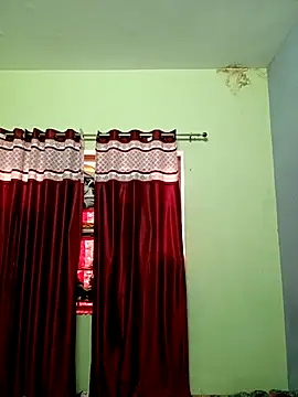 School medam online show from November 1, 2025, 10:42 am