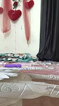 hotestfantasy online show from March 25, 2026, 6:07 pm