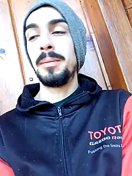 Snapshot of -Axelconda420 chatting on April 17, 2026, 2:09 pm -Axelconda420 online show from April 17, 2026, 2:09 pm