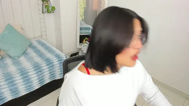 mayukim online show from October 9, 2025, 7:25 pm