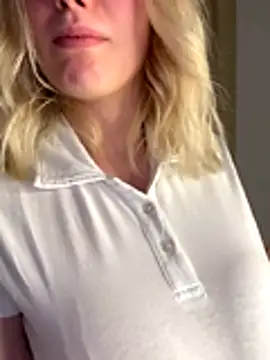 HoneyRay online show from November 29, 2025, 10:37 am