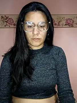 lucixxx14 online show from October 16, 2025, 2:20 am