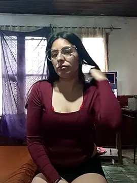 lucixxx14 online show from September 27, 2025, 6:47 pm