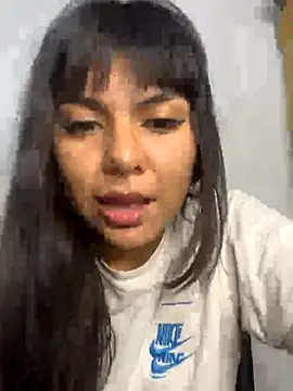 Bulma04 online show from October 15, 2025, 4:48 pm