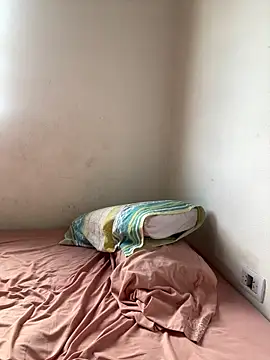 Bulma04 online show from March 13, 2026, 1:05 pm