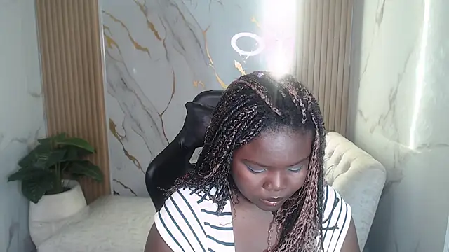 Soffia b online show from October 19, 2025, 3:09 am