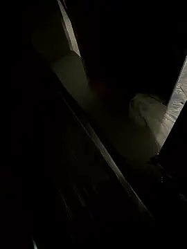 cockybig1 online show from December 18, 2025, 1:04 pm