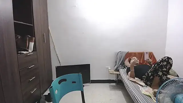 Snapshot of Mirage_Sertori chatting on February 24, 2026, 2:34 am Mirage Sertori online show from February 24, 2026, 2:34 am