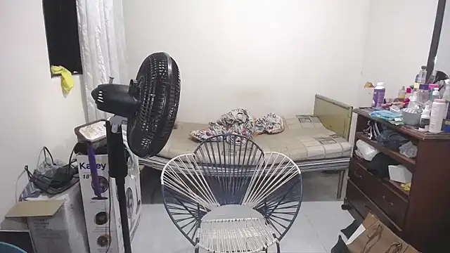 Snapshot of Mirage_Sertori chatting on December 22, 2025, 12:00 am Mirage Sertori online show from December 22, 2025, 12:00 am