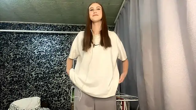 RanaBostel online show from October 8, 2025, 11:16 pm