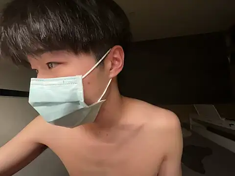 Yo155 online show from November 10, 2025, 5:40 pm