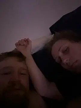 Foxy-lover online show from September 22, 2025, 5:13 am