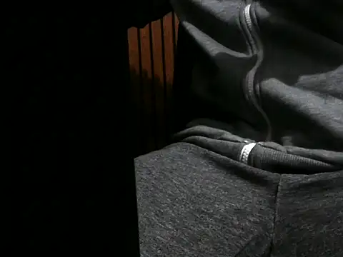 VikernesCam online show from February 5, 2026, 2:07 am