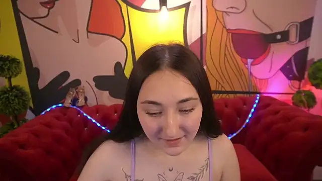 SashaDuvalle online show from October 3, 2025, 6:48 am