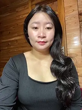 violet-00 online show from December 21, 2025, 4:36 am