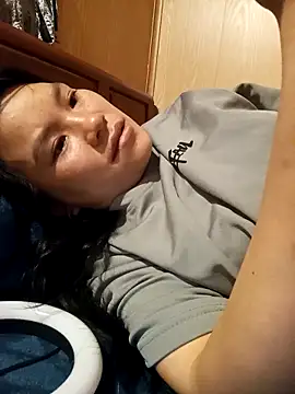 Snapshot of Suny_babyy chatting on April 18, 2026, 1:02 pm Suny babyy online show from April 18, 2026, 1:02 pm
