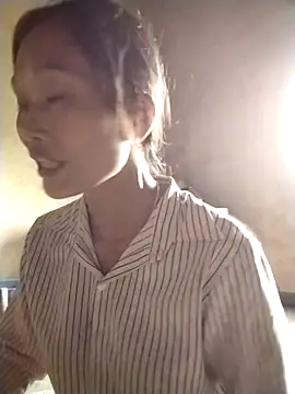 Snapshot of abigail-00 chatting on November 1, 2025, 4:30 am abigail-00 online show from November 1, 2025, 4:30 am