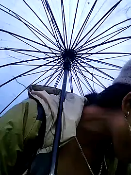 Snapshot of abigail-00 chatting on November 18, 2025, 1:54 am abigail-00 online show from November 18, 2025, 1:54 am