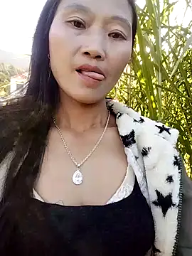 Snapshot of abigail-00 chatting on November 28, 2025, 8:47 am abigail-00 online show from November 28, 2025, 8:47 am