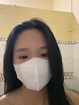 Linh247380 online show from September 24, 2025, 2:40 am