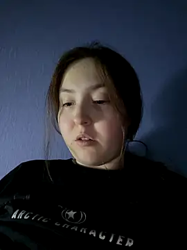 Snapshot of LOVELY_BETTY_Tq chatting on September 23, 2025, 8:27 pm LOVELY BETTY Tq online show from September 23, 2025, 8:27 pm