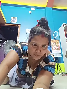 reya743 online show from April 14, 2026, 4:56 pm