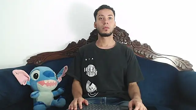 Snapshot of aroncooper1 chatting on January 7, 2026, 3:55 am aroncooper1 online show from January 7, 2026, 3:55 am