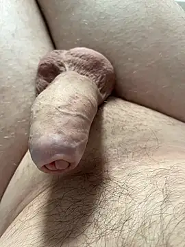 Snapshot of Andrew150394 chatting on October 7, 2025, 12:39 pm Andrew150394 online show from October 7, 2025, 12:39 pm