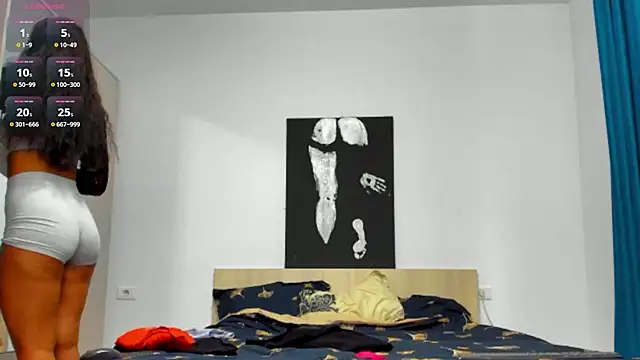 AylinHazellx online show from October 13, 2025, 2:29 pm