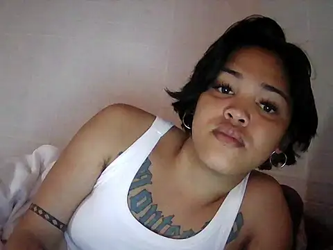 Yuriidelaveigne online show from March 6, 2026, 3:12 am