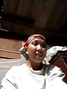 Snapshot of vtmbae chatting on September 25, 2025, 10:10 am vtmbae online show from September 25, 2025, 10:10 am