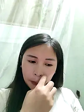 Mai4568 online show from October 5, 2025, 1:02 pm