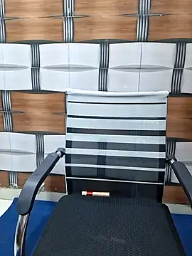 Soni cute86526 online show from February 13, 2026, 5:07 am