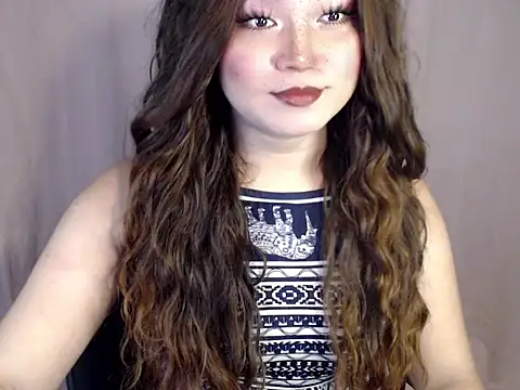 Eyes-on-me online show from December 1, 2025, 5:14 pm