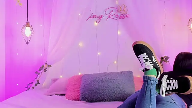 Snapshot of eimi_rosse18 chatting on April 28, 2026, 1:04 pm eimi rosse18 online show from April 28, 2026, 1:04 pm