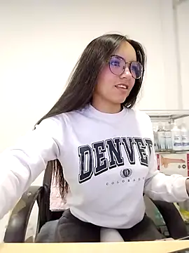 eimi rosse18 online show from March 28, 2026, 12:39 pm