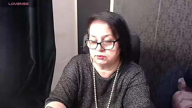 MissSanjanne online show from April 21, 2026, 1:42 am