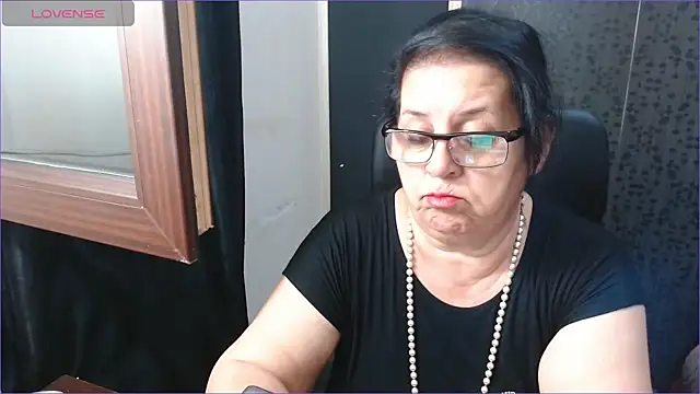 MissSanjanne online show from September 11, 2025, 6:02 am