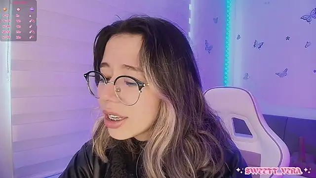 Snapshot of sweettvera chatting on February 15, 2026, 2:27 pm sweettvera online show from February 15, 2026, 2:27 pm