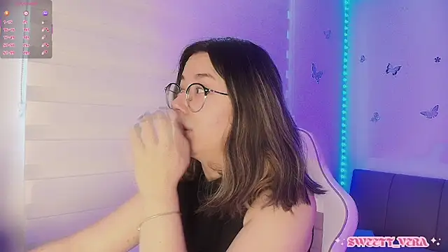 Snapshot of sweettvera chatting on February 20, 2026, 1:24 pm sweettvera online show from February 20, 2026, 1:24 pm