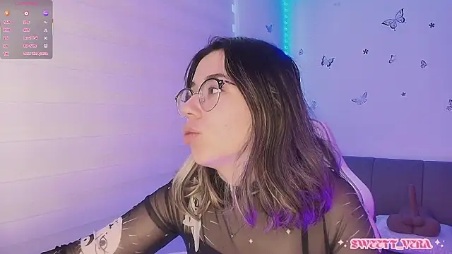 Snapshot of sweettvera chatting on March 2, 2026, 12:45 pm sweettvera online show from March 2, 2026, 12:45 pm