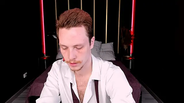 LeoMooree online show from October 23, 2025, 8:51 pm