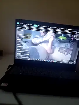 Snapshot of hotboyXxL08 chatting on October 8, 2025, 6:15 am hotboyXxL08 online show from October 8, 2025, 6:15 am