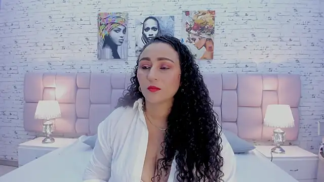 Snapshot of VaniaRose chatting on October 8, 2025, 1:12 pm VaniaRose online show from October 8, 2025, 1:12 pm