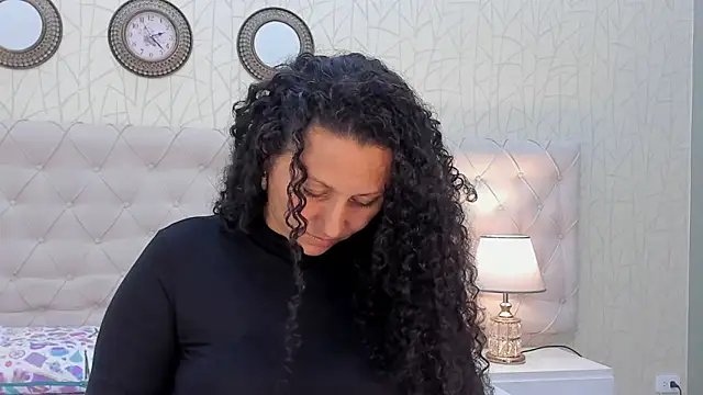 Snapshot of VaniaRose chatting on November 28, 2025, 1:22 pm VaniaRose online show from November 28, 2025, 1:22 pm