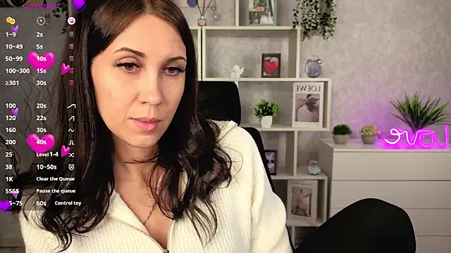 DreamVelour online show from November 10, 2025, 8:14 pm