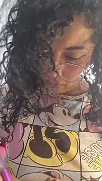 LondonHilton online show from April 16, 2026, 8:09 pm