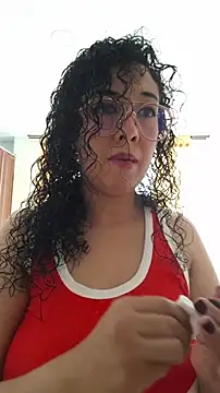 LondonHilton online show from April 14, 2026, 6:02 pm