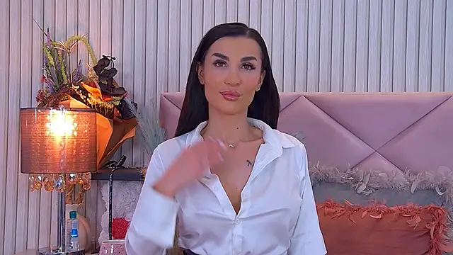 Snapshot of CindyKassidy chatting on April 27, 2026, 6:11 am CindyKassidy online show from April 27, 2026, 6:11 am