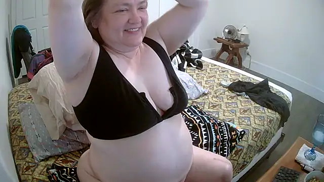 Snapshot of Buggy1965 chatting on July 18, 2026, 1:41 pm Buggy1965 online show from July 18, 2026, 1:41 pm